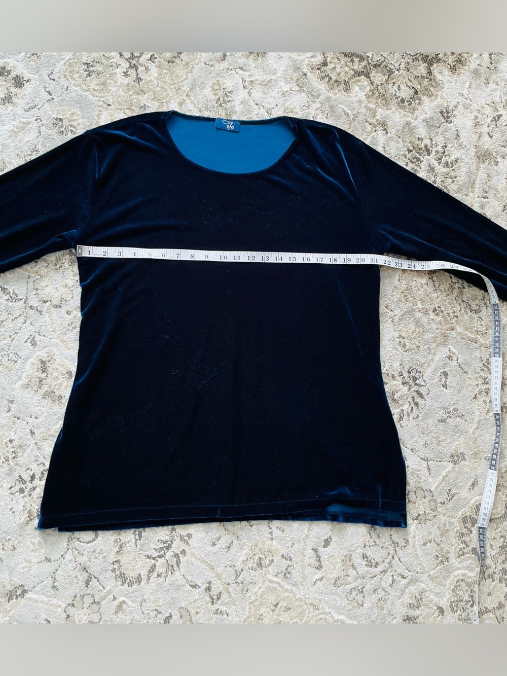 ELEGANT Velvet Long-Sleeve Scoop Neck tunic top 🌹 - Picture 10 of 11